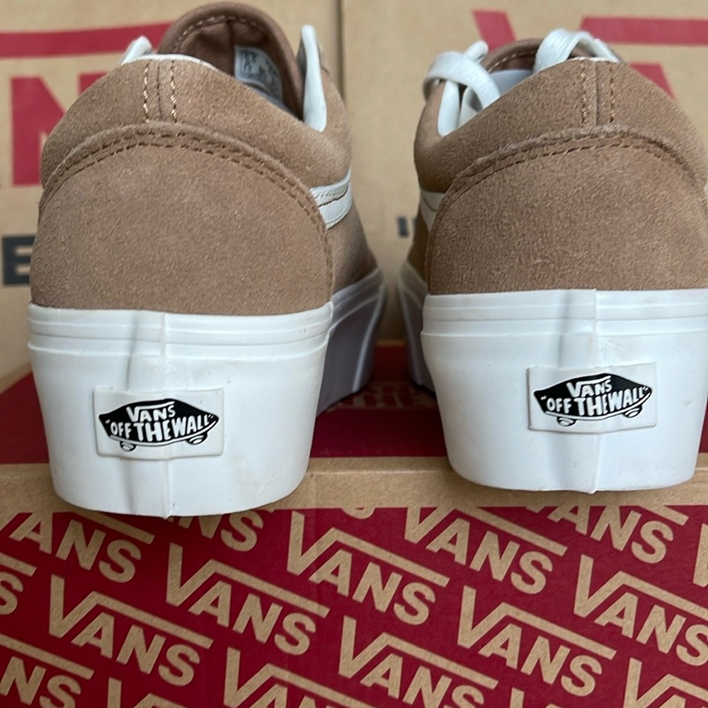 Vans Platform Sneakers Tan and White - Picture 2 of 16
